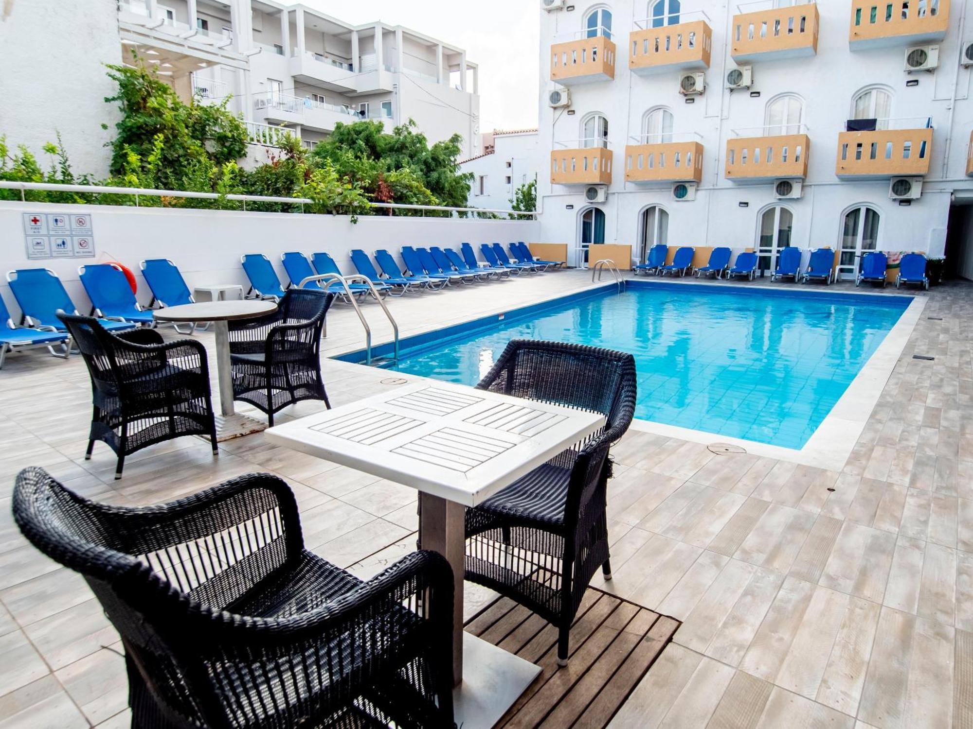 Pela Maria Hotel Hersonissos  Bagian luar foto