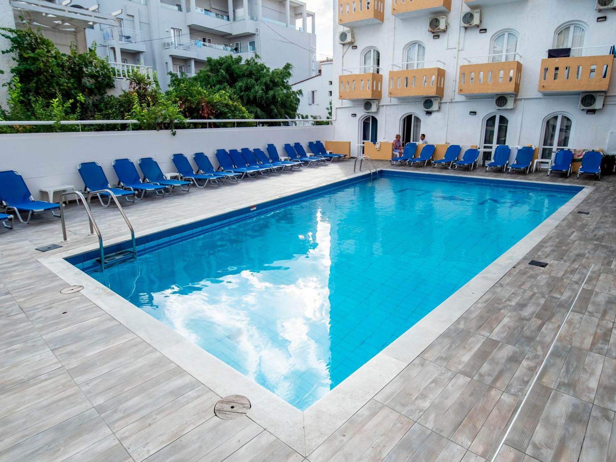 Pela Maria Hotel Hersonissos  Bagian luar foto